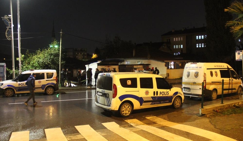 Tartıştığı şahıs tarafından silahla ayağından vuruldu