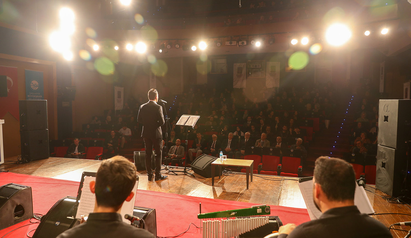 Tasavvuf müziği dinletisi gönüllere dokundu