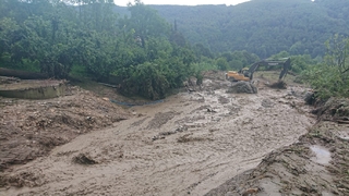 Taşburun'u vuran selden son anda kurtuldular