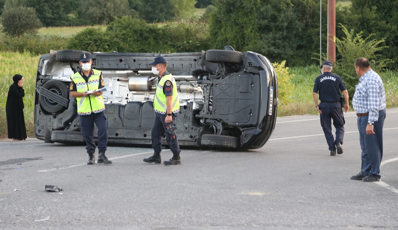 Tatil yolunda kaza: 4 yaralı