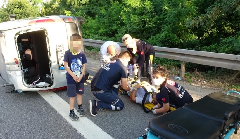 Tatil yolunda kaza: 5 yaralı