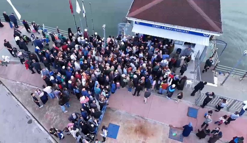 TCG Anadolu'yu görmek için saatlerce kuyrukta beklediler