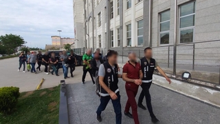 Tefeci operasyonunda 3 tutuklama