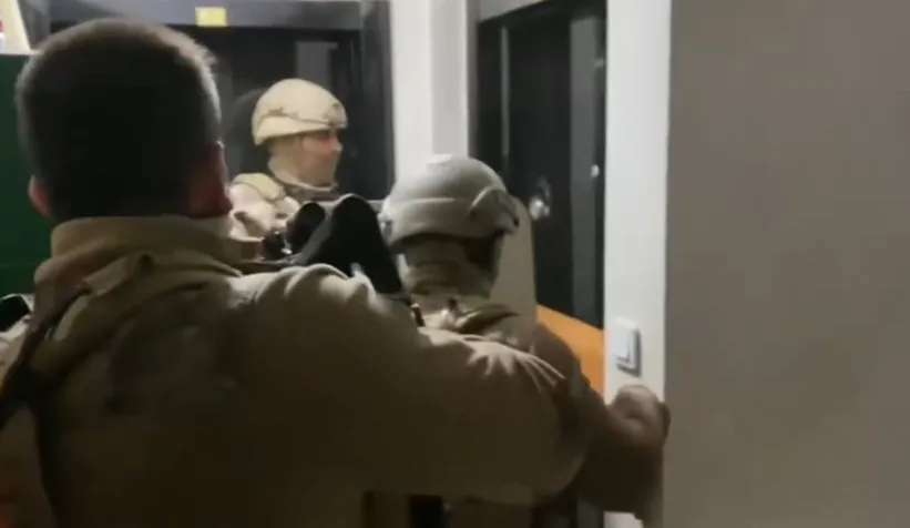 Tefecilik operasyonunda onlarca kişi gözaltına alındı