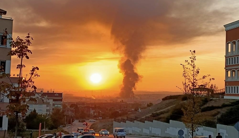 Tekstil fabrikası yangınında 24 saat geride kaldı