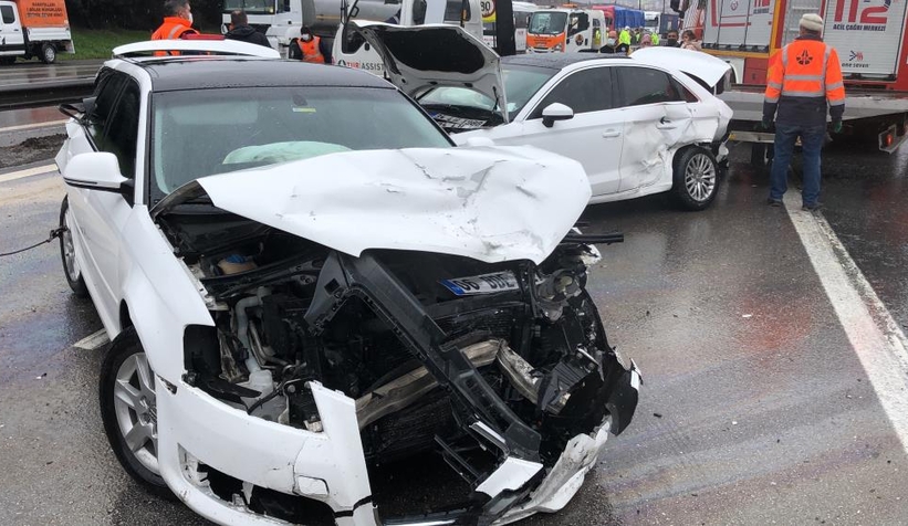 TEM'de 10 araç birbirine girdi: 3 yaralı