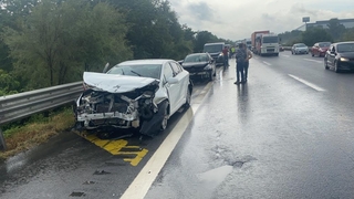 TEM'de 8 araç birbirine girdi