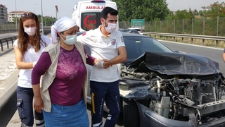 TEM'de kaza yaptı, ters yöne döndü