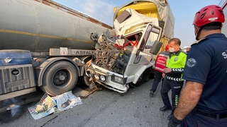 TEM'de korkunç kaza, lastiğin altında can verdi