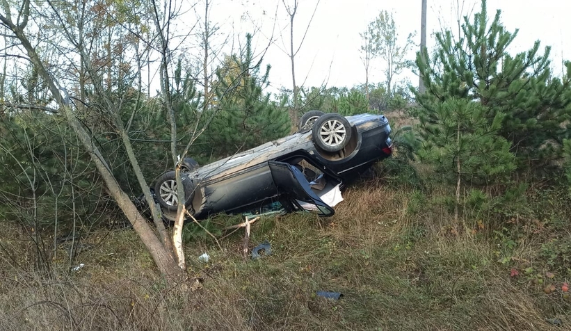 TEM'de otomobil takla attı: 3 yaralı