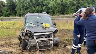 TEM'de tır karşı şeride geçti, faciadan dönüldü
