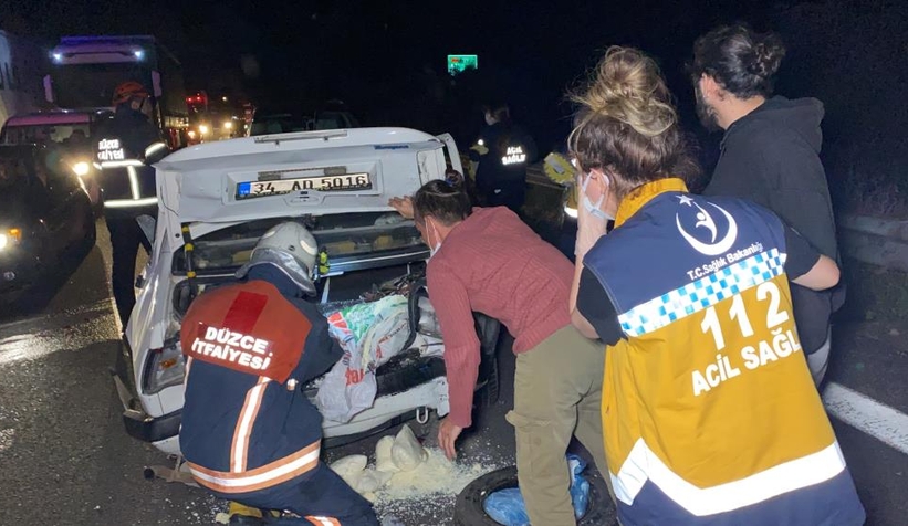 TEM’de 3 araç birbirine girdi