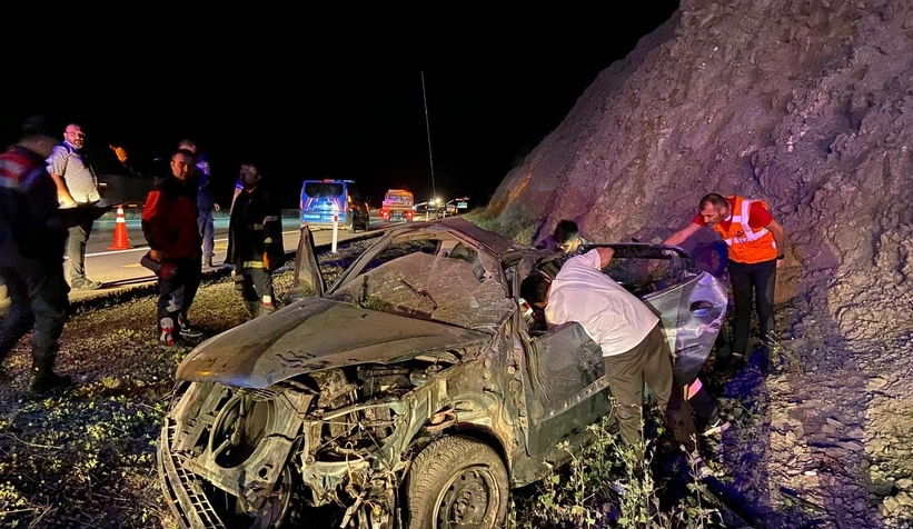 TEM’de feci kaza: 1 ölü, 2 yaralı