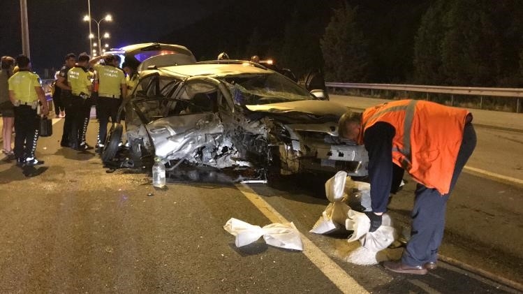 TEM’de kaza: 8 yaralı