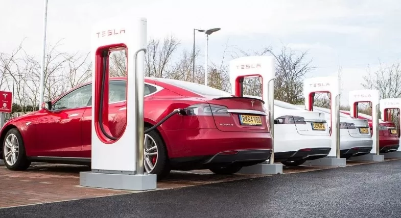 Tesla, Türkiye'de yeni iş ilanları yayınladı
