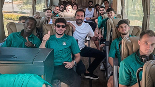 Timur Acar Sakaryaspor'u Manisa'ya uğurladı!
