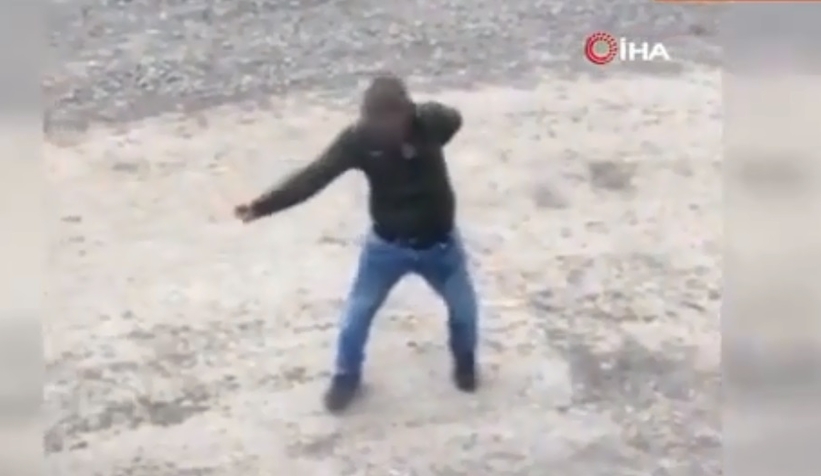 Tiner çeken gencin hali yürekleri sızlattı