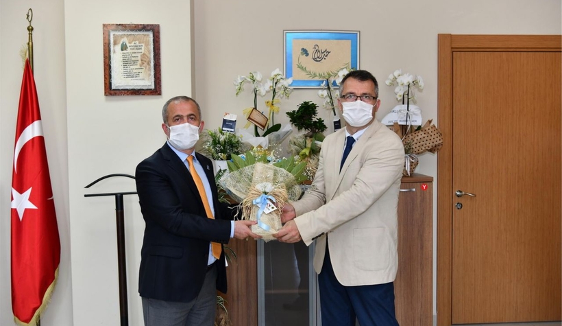 Tıp Fakültesi'nde devir teslim töreni