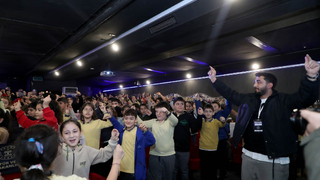 Tır geziyor, minikler sinemayla buluşuyor