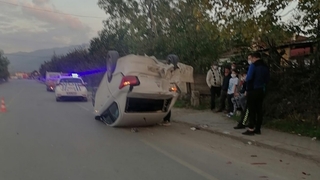 Tır otomobili biçti