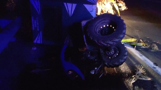 D-140 karayolunda tır, patpata çarptı: 1’i ağır 3 yaralı