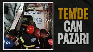 Tıra çarpan kamyonun sürücüsü araçta sıkıştı