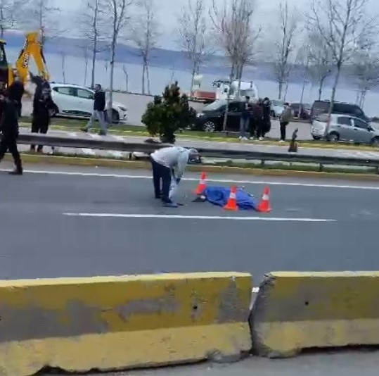 Tırın çarptığı yaya hayatını kaybetti