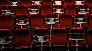 Tiyatro ve sinema salonları için flaş karar