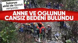 Toprak altında kalan anne ve oğlunun cansız bedenlerine ulaşıldı