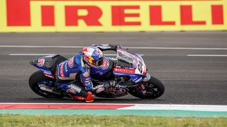 Toprak Razgatlıoğlu, Endonezya'da en ön sırada