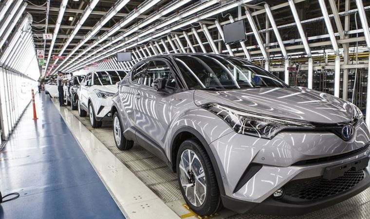 Toyota'dan araç üretimini düşürme kararı