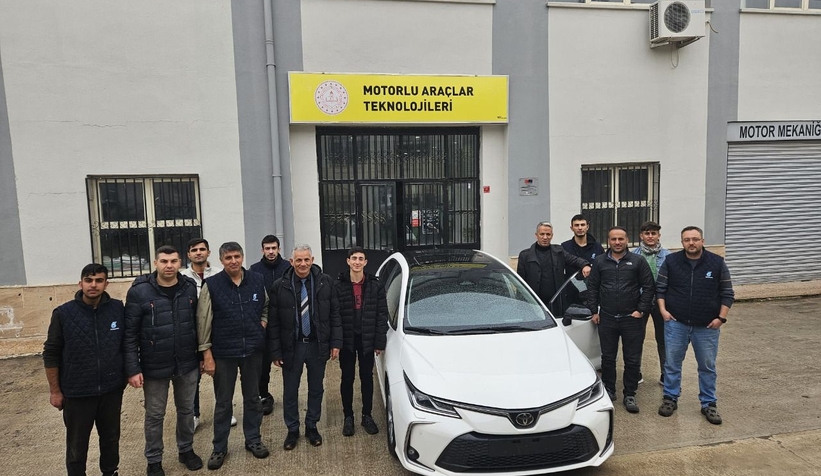 Toyota'dan okullara araç desteği
