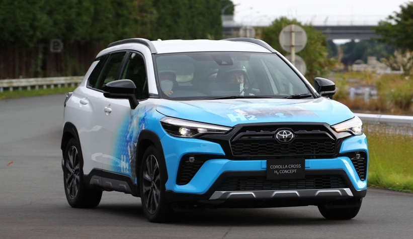 Toyota, hidrojenli Corolla konseptini gösterdi