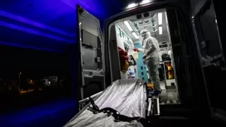 Traktör kazasında karı koca yaralandı