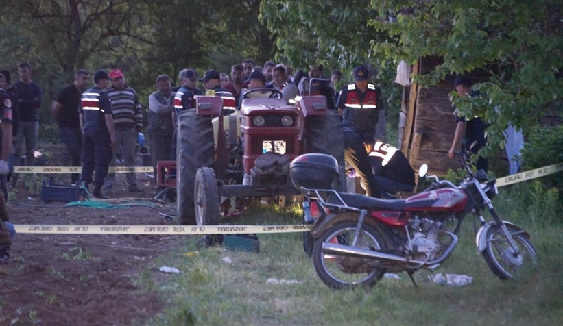 Traktörün şaftına başını kaptıran çocuk hayatını kaybetti