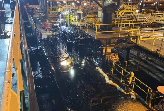 Tüpraş limanında çevre felaketi