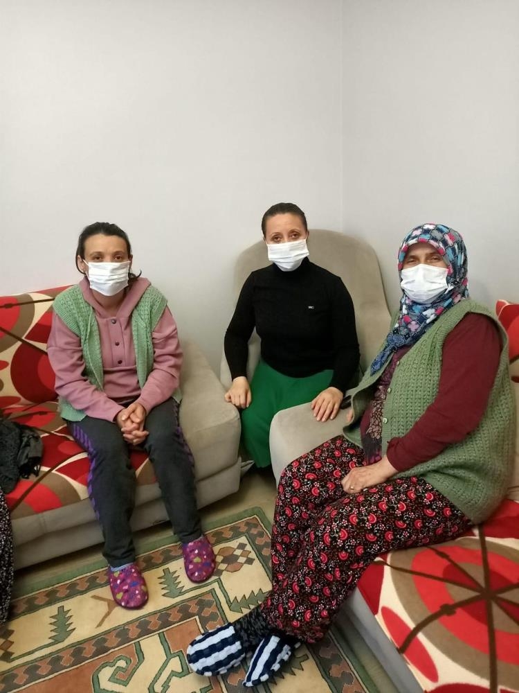 Türk gemisinde kaçırılan Gökhan'ın ailesi hayırlı haberleri bekliyor