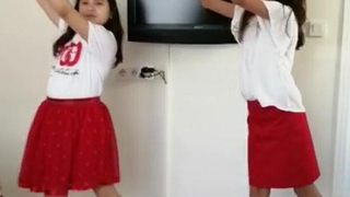 Türk İş İlkokulu öğrencilerinden anlamlı mesaj