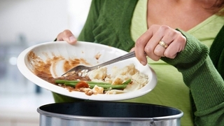 Türkiye'de her yıl 7,7 milyon ton yiyecek çöpe atılıyor