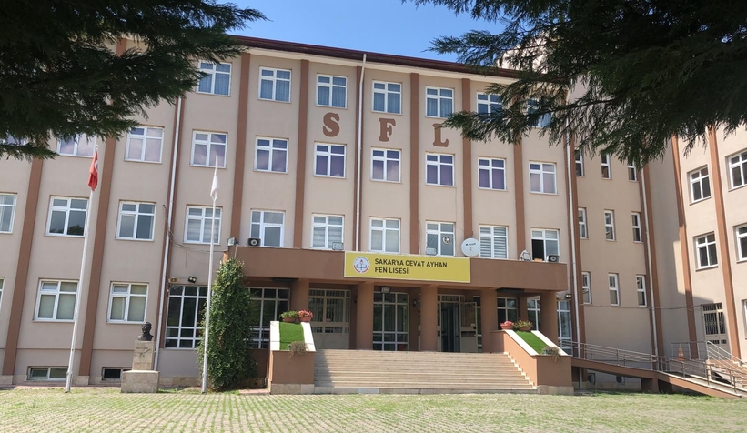 Türkiye'nin En İyi 100 Lisesi arasında