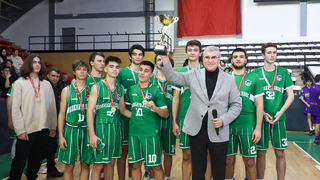 U-18 basketbol liginde şampiyon Büyükşehir oldu
