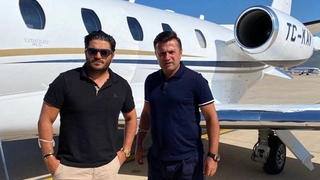 Uğur Akkuş aday oluyor, helikopterle gelecek...