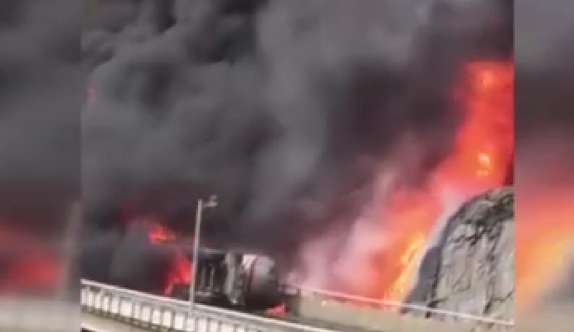 Umrecileri taşıyan otobüs alev topuna döndü: 20 ölü, 29 yaralı