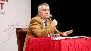 Ünlü yazardan Cumhuriyet’in 100. yılı vurgusu