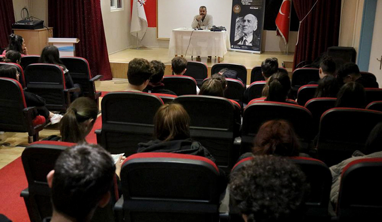 Ünlü yazarın oğlu babasını anlattı