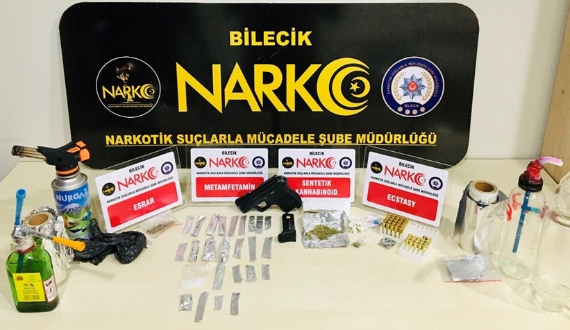 Uyuşturucu operasyonu; 1'i avukat 8 gözaltı