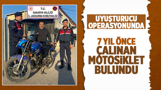 Uyuşturucu operasyonunda çalıntı motosiklet bulundu