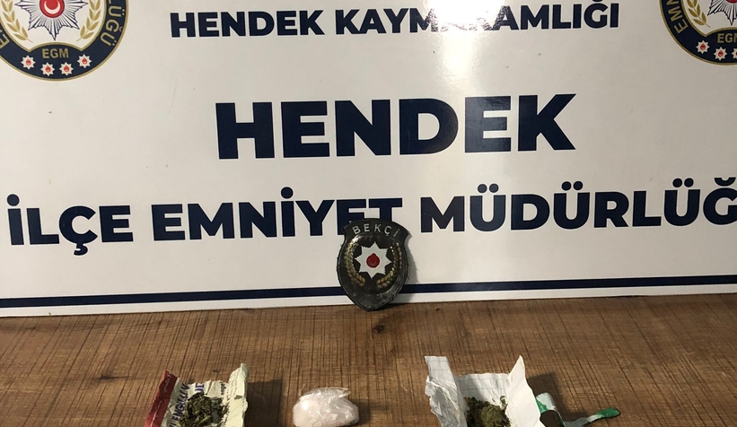 Uyuşturucularla yakalandılar