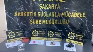 Uyuşturucuyu klozete döktü