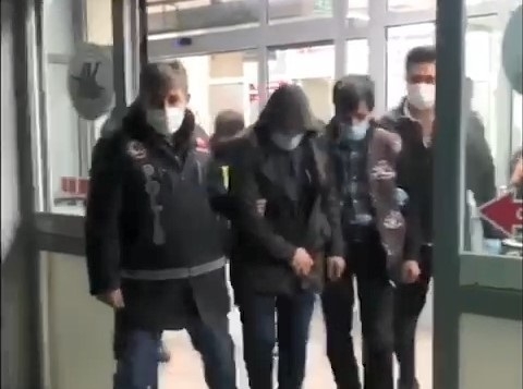 Uyuşturucuyu midelerinde saklamışlar